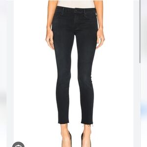 MOTHER looker Ankle Fray Blackbird Sie 26